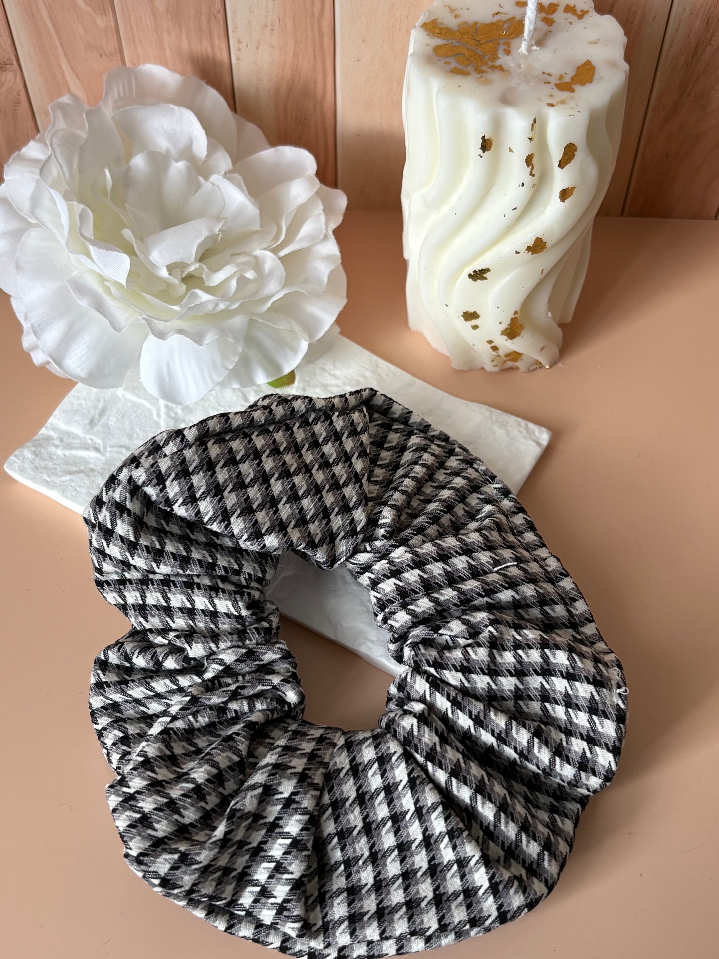 Chouchou à carreaux noir/blanche