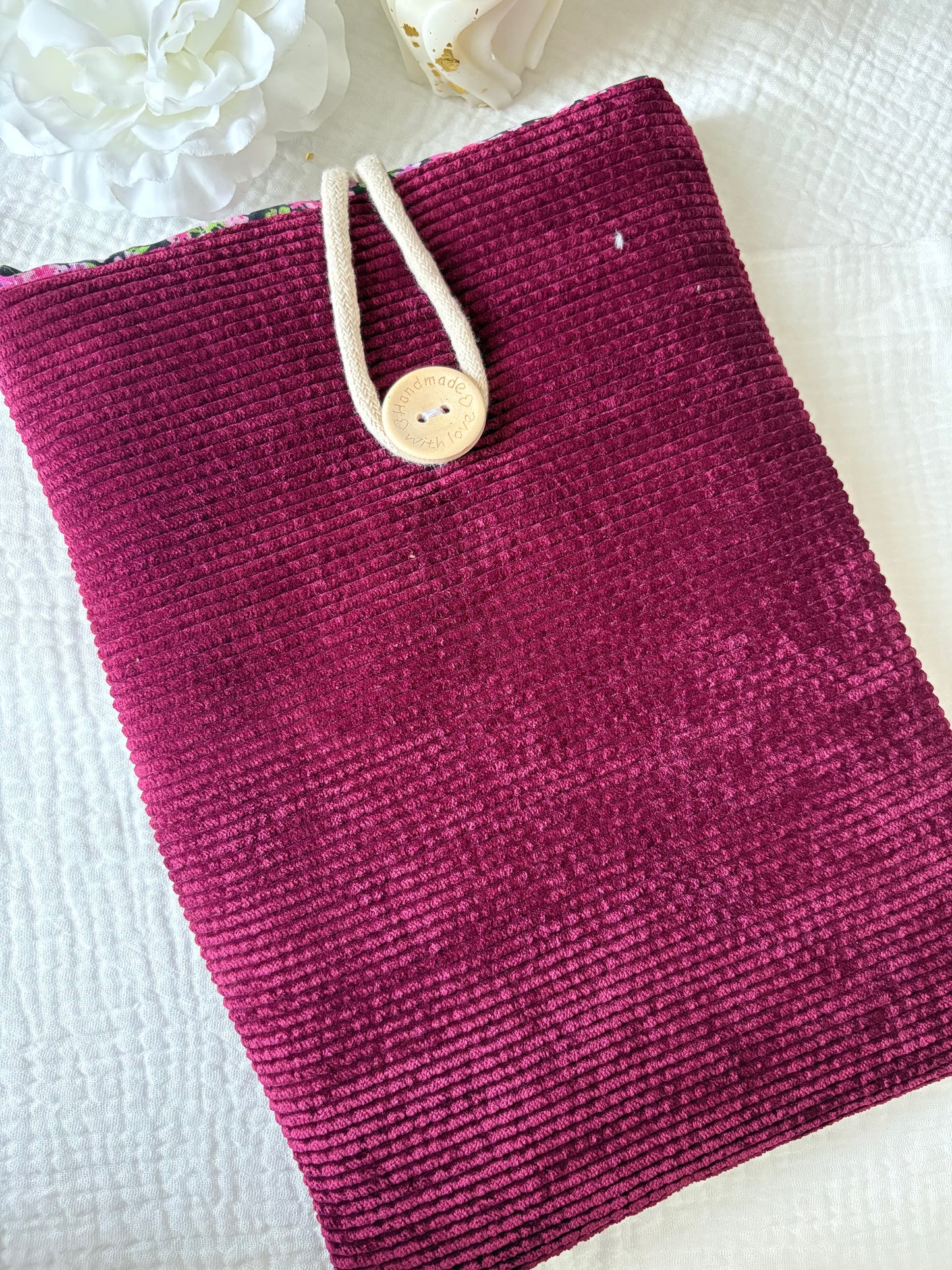 Pochette à livres violette