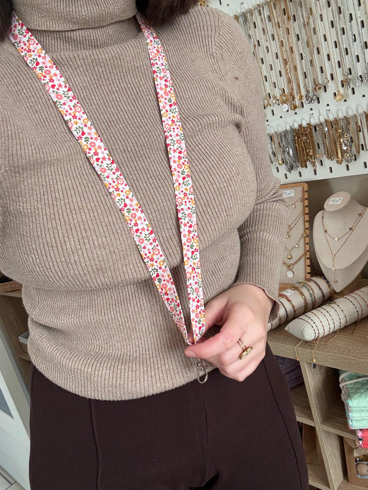 Porte badge coeurs et fleurs