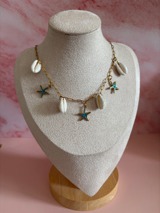 Collier breloques coquillages