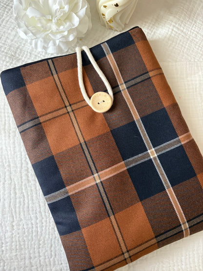 Pochette à livres à carreaux