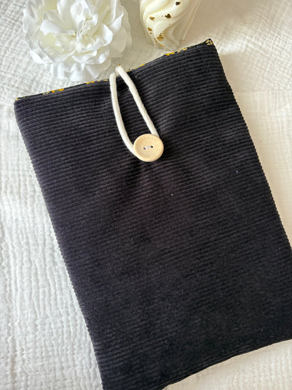 Pochette à livres noire