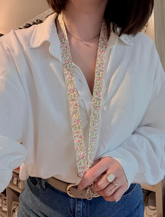 Porte badge fleuri pastel