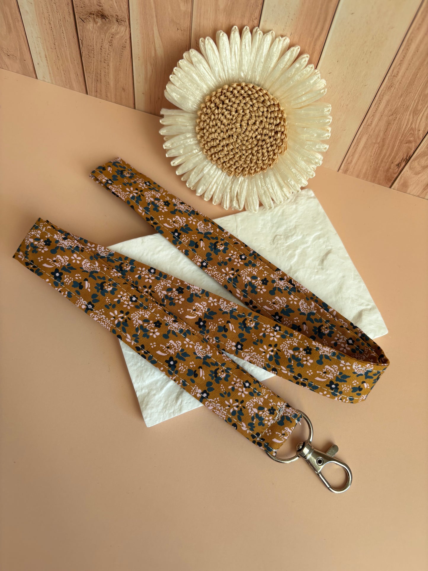 Porte badge fleuri