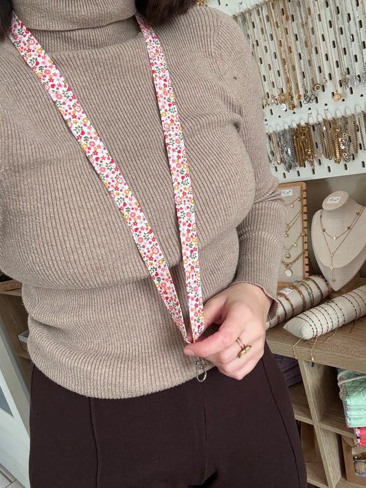 Porte badge coeurs et fleurs